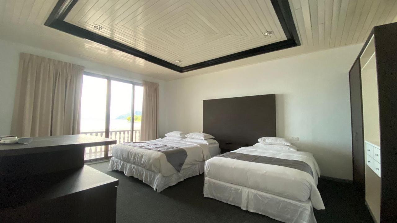 Century Langkasuka Resort Langkawi Pantai Cenang  Exteriör bild
