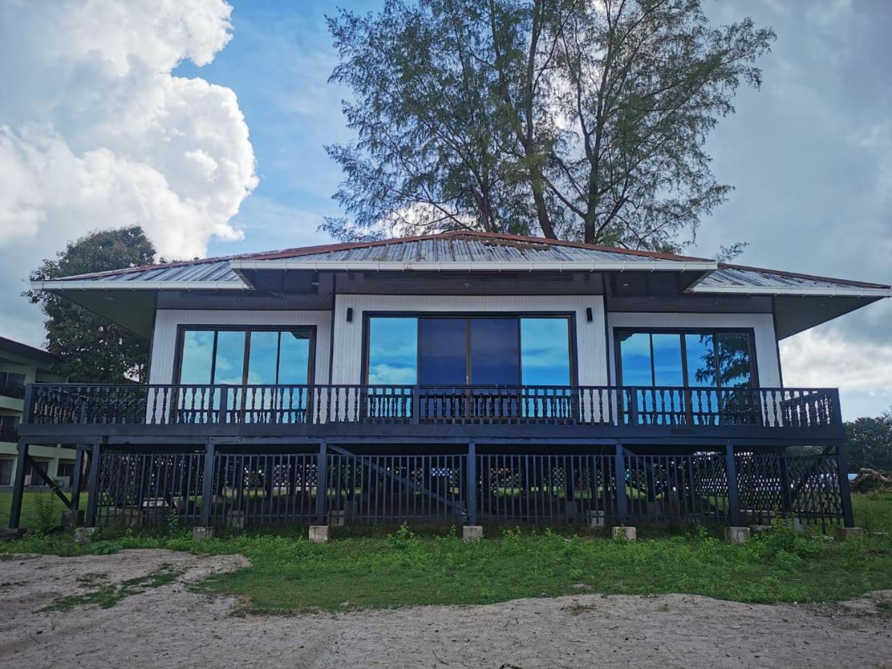 Century Langkasuka Resort Langkawi Pantai Cenang  Exteriör bild