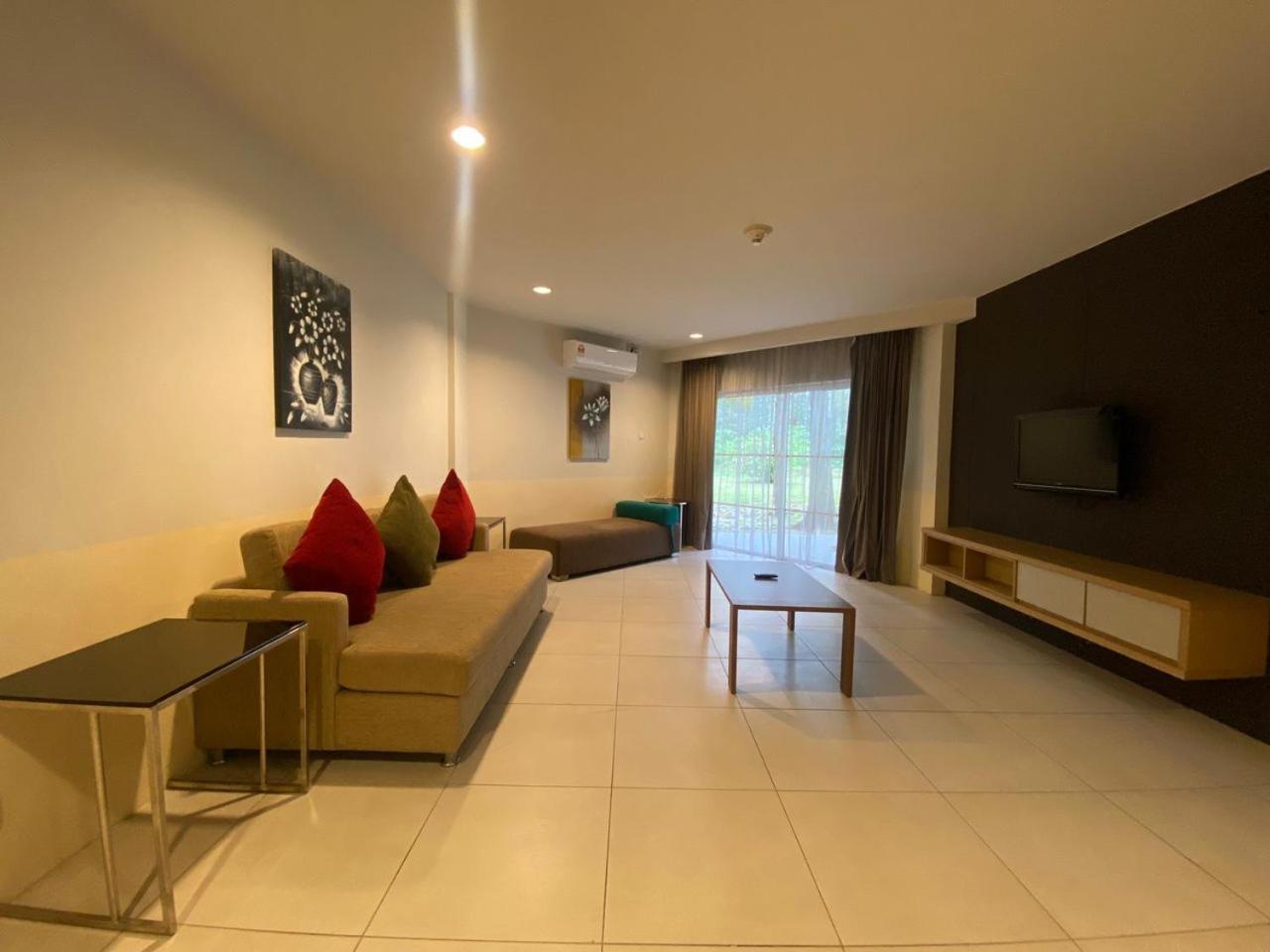 Century Langkasuka Resort Langkawi Pantai Cenang  Exteriör bild